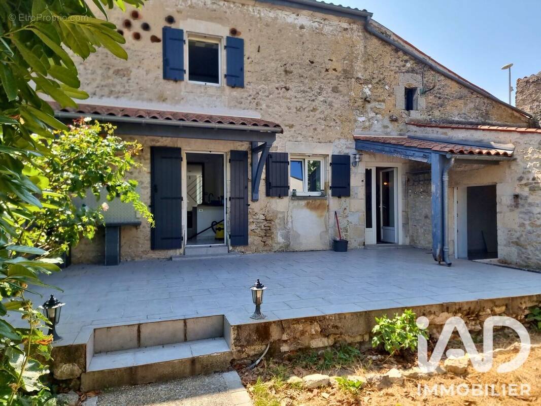 Photo 1 - Maison à BREUIL-MAGNE