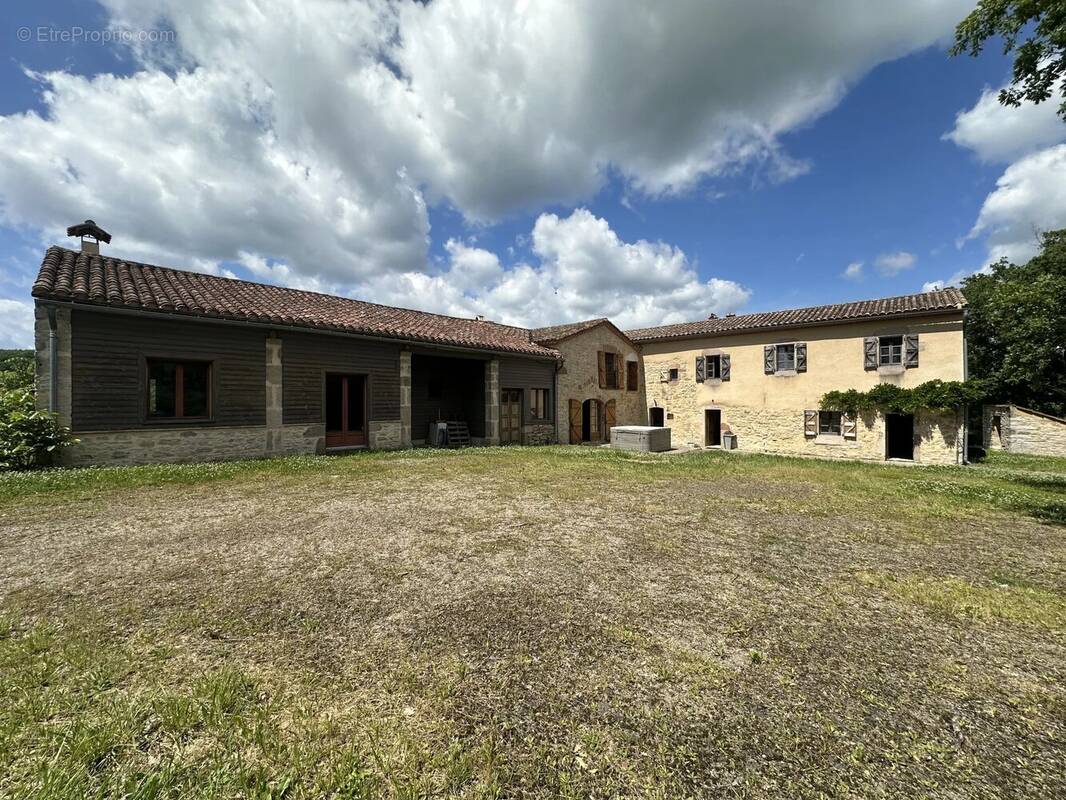 Maison à SAINT-ANTONIN-NOBLE-VAL