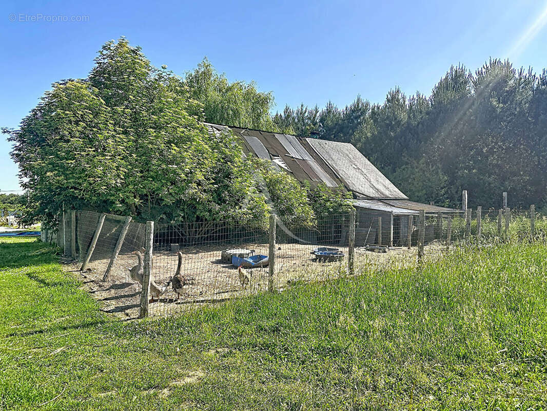 Maison à LONGUE-JUMELLES