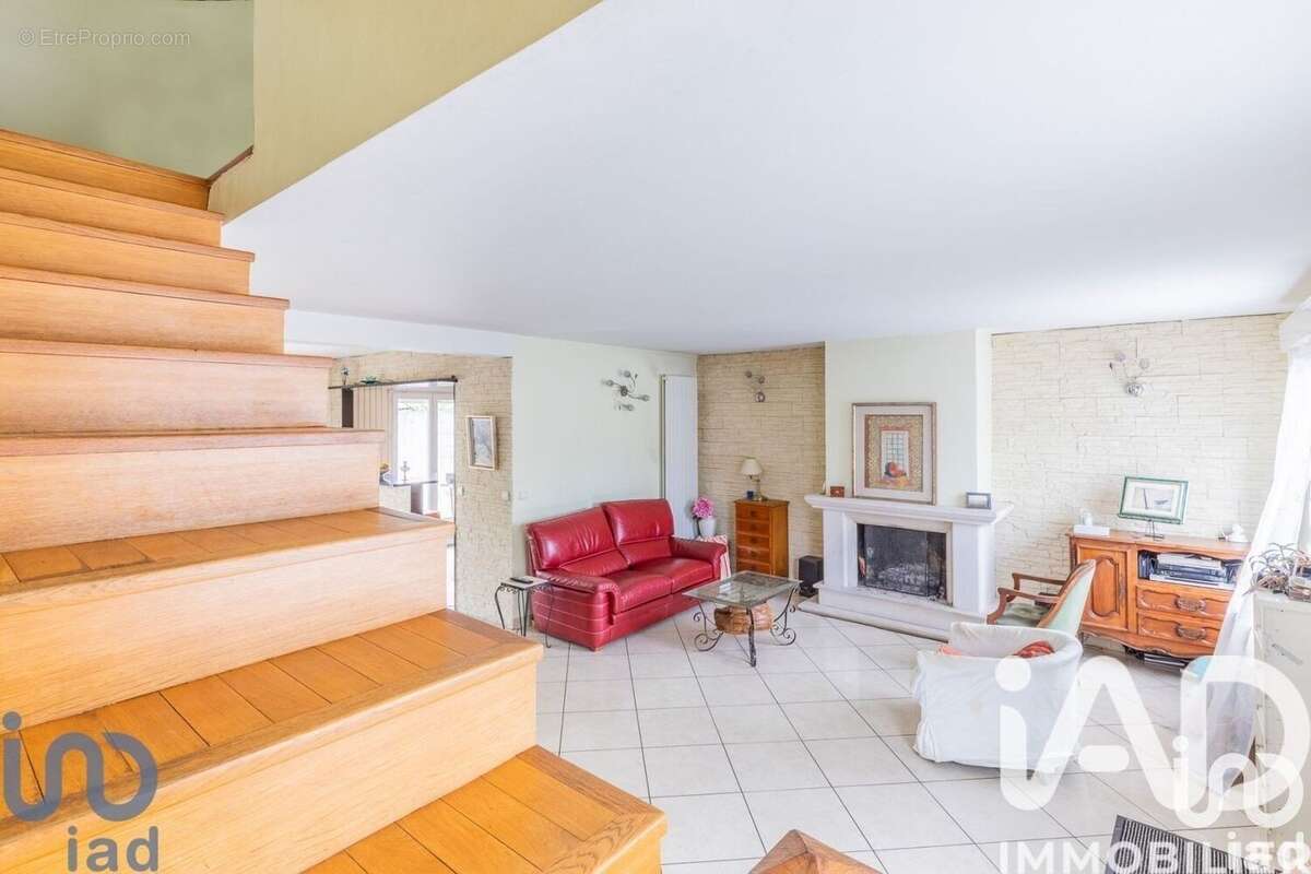 Photo 2 - Maison à SAVIGNY-SUR-ORGE