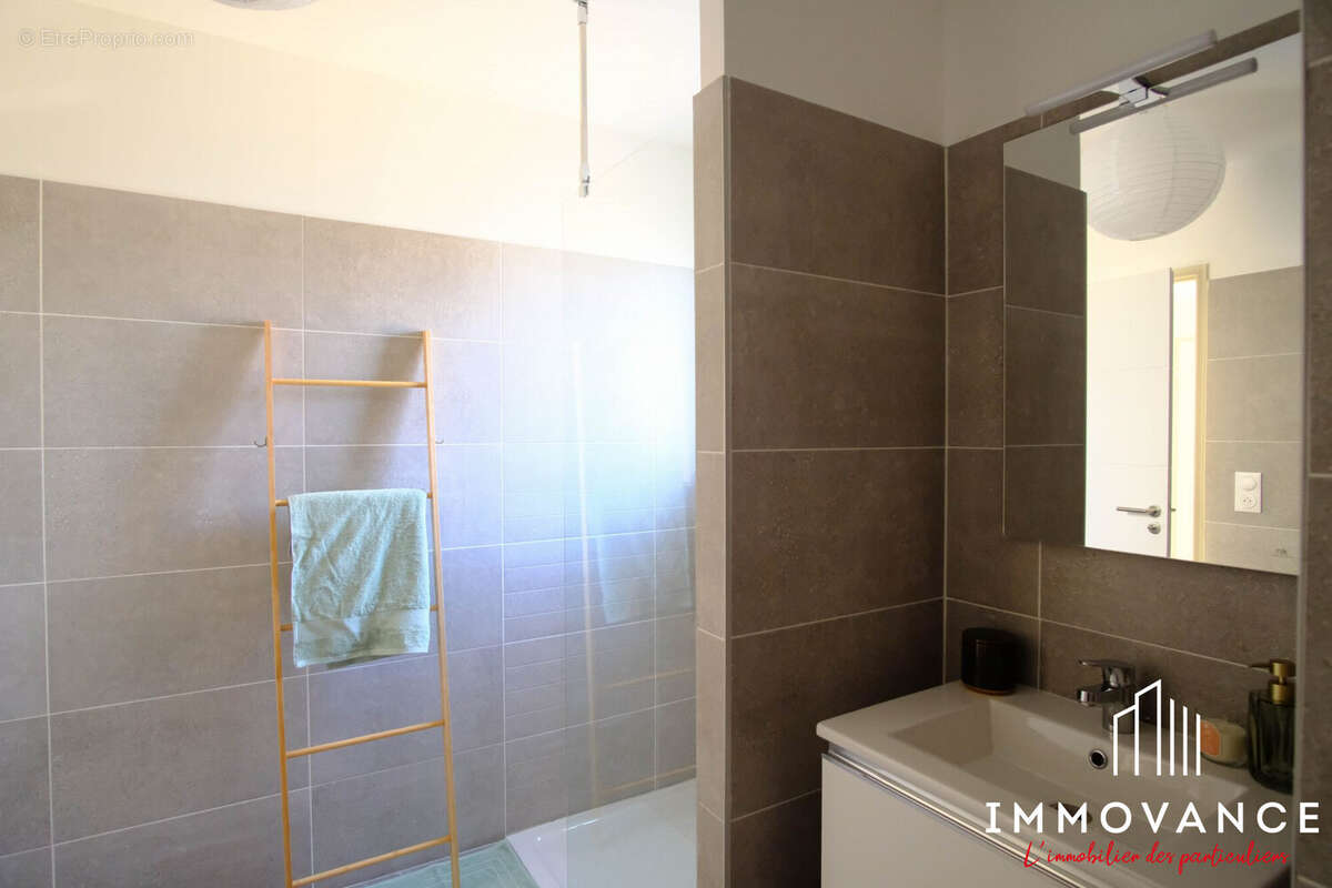 Appartement à CASTELNAU-LE-LEZ