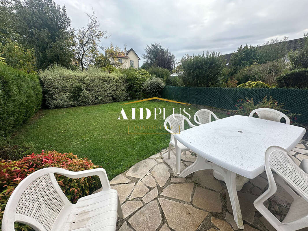 Maison à SAINT-LEU-LA-FORET