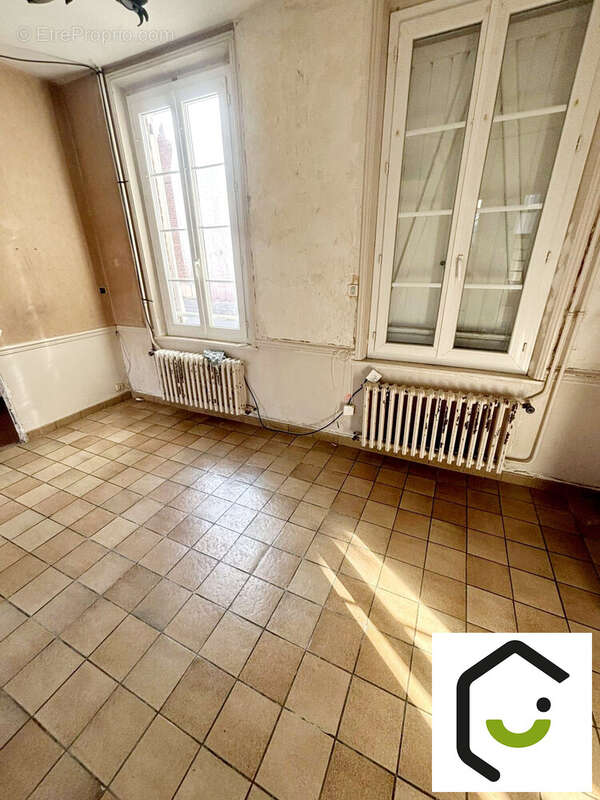 Maison 86 m² à Ayencourt  - photo 3