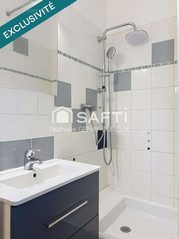 Photo 6 - Appartement à LA TOUR-DE-SALVAGNY