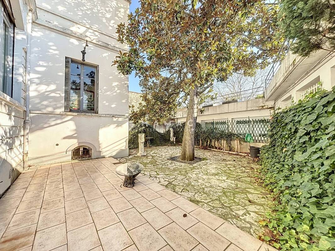 Appartement à LYON-7E