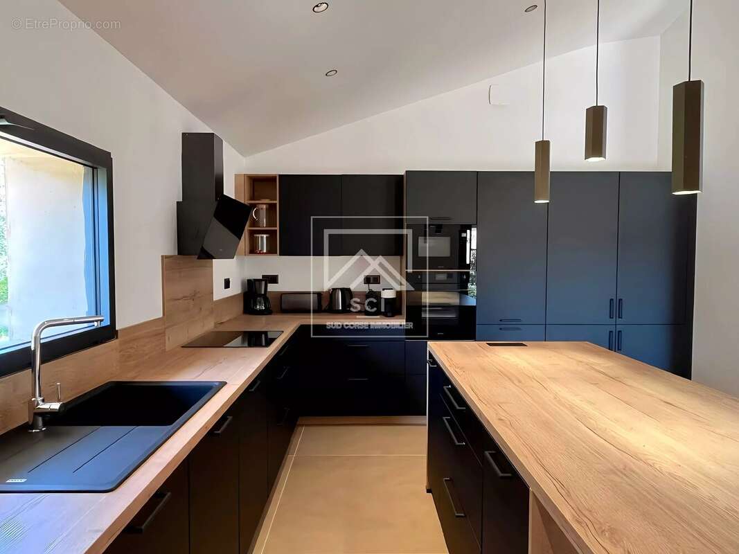 Maison à PORTO-VECCHIO