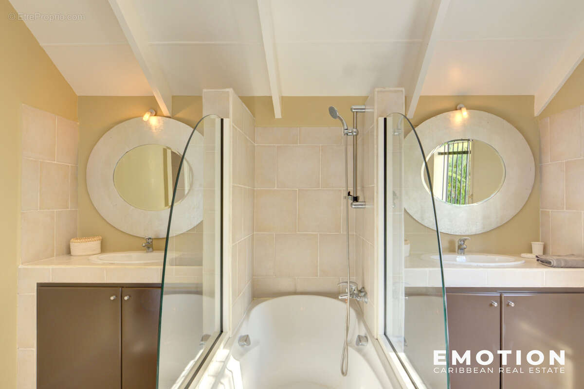 Maison à SAINT-FRANCOIS