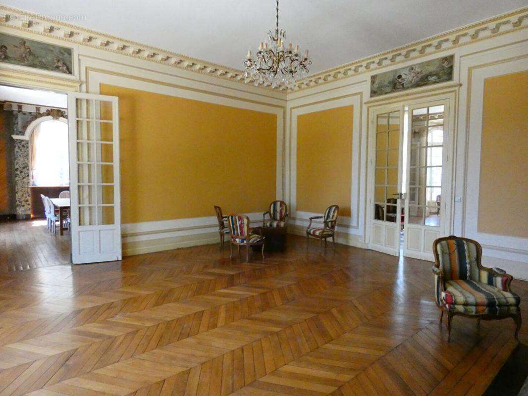 Maison à EZY-SUR-EURE