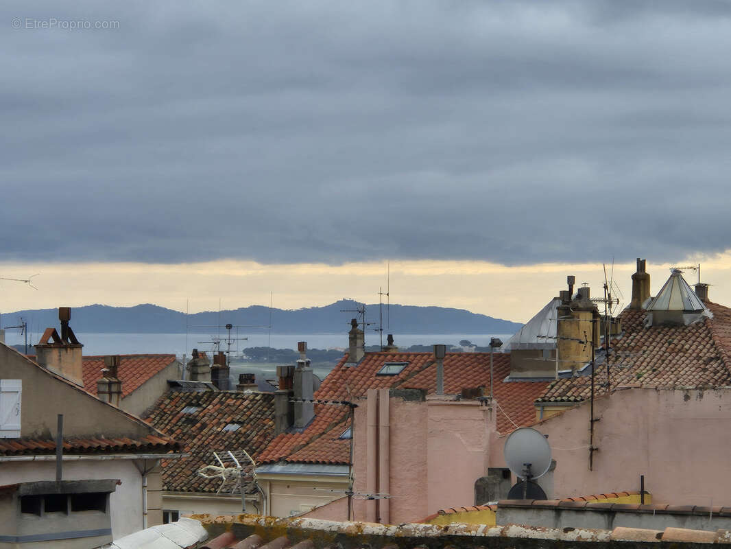 Appartement à HYERES