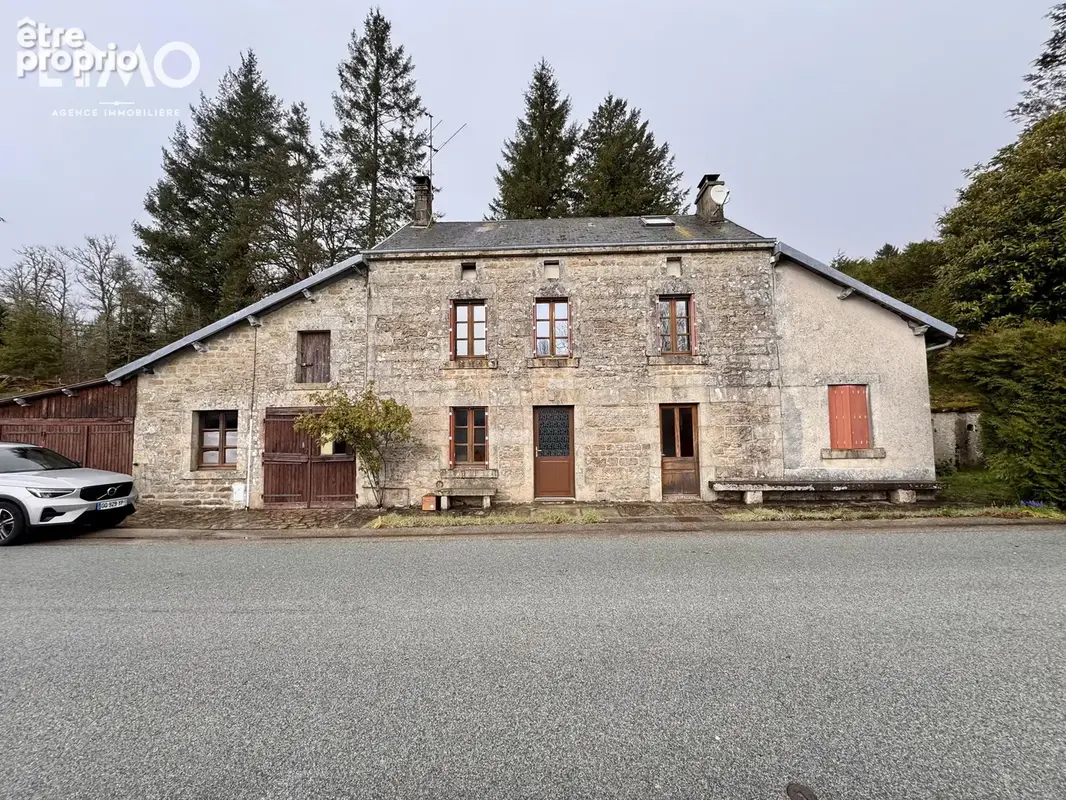 Maison à SAINT-PIERRE-BELLEVUE