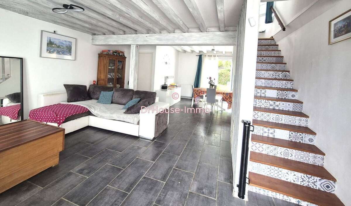 Maison à OZOIR-LA-FERRIERE