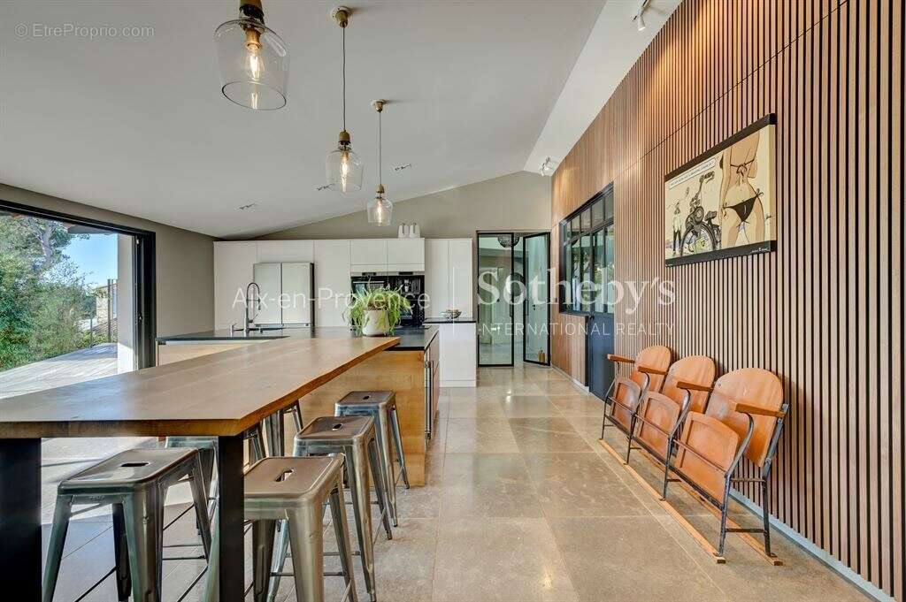 Maison à AIX-EN-PROVENCE