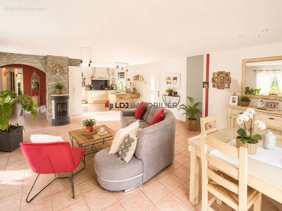 Maison 134 m² à Amelie-Les-Bains-Palalda  - photo 5