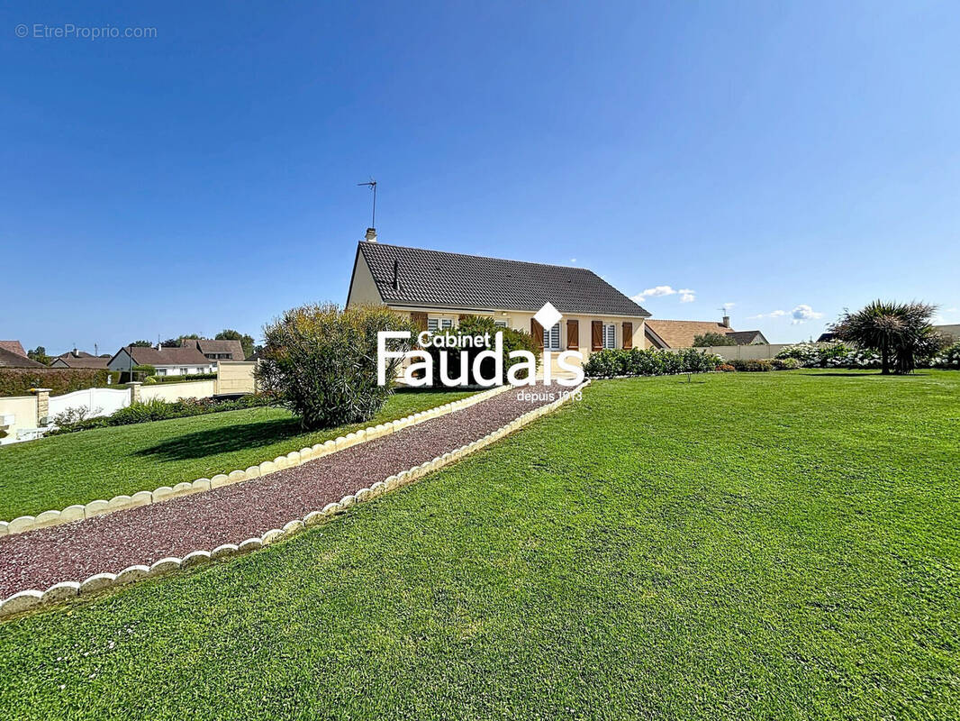 Maison à ISIGNY-SUR-MER