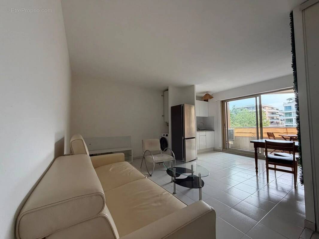 Appartement à CAGNES-SUR-MER
