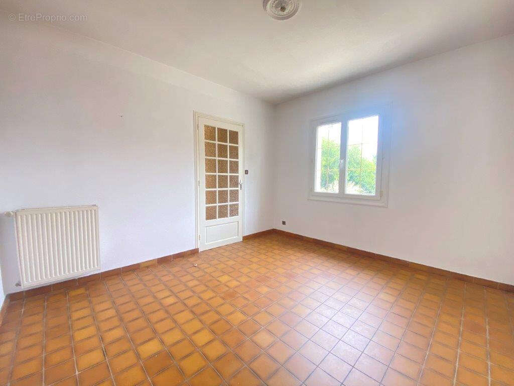 Maison à VARRAINS