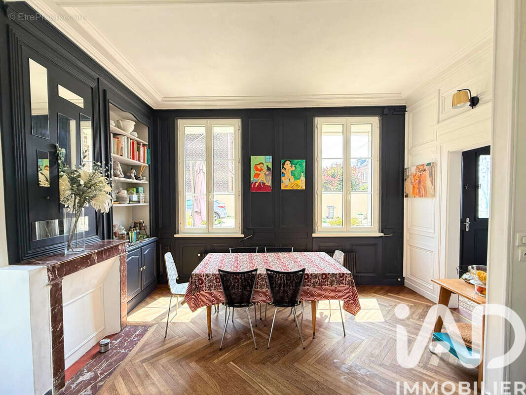 Maison 165 m² à Le Petit-Quevilly  - photo 4
