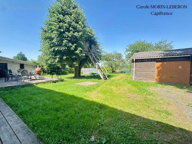 Maison de plain-pied, 4 chambres, double garage et jardin - photo 17