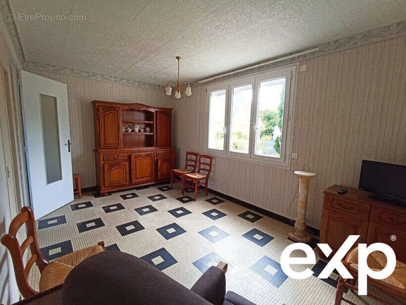 Maison à SAINT-JOACHIM