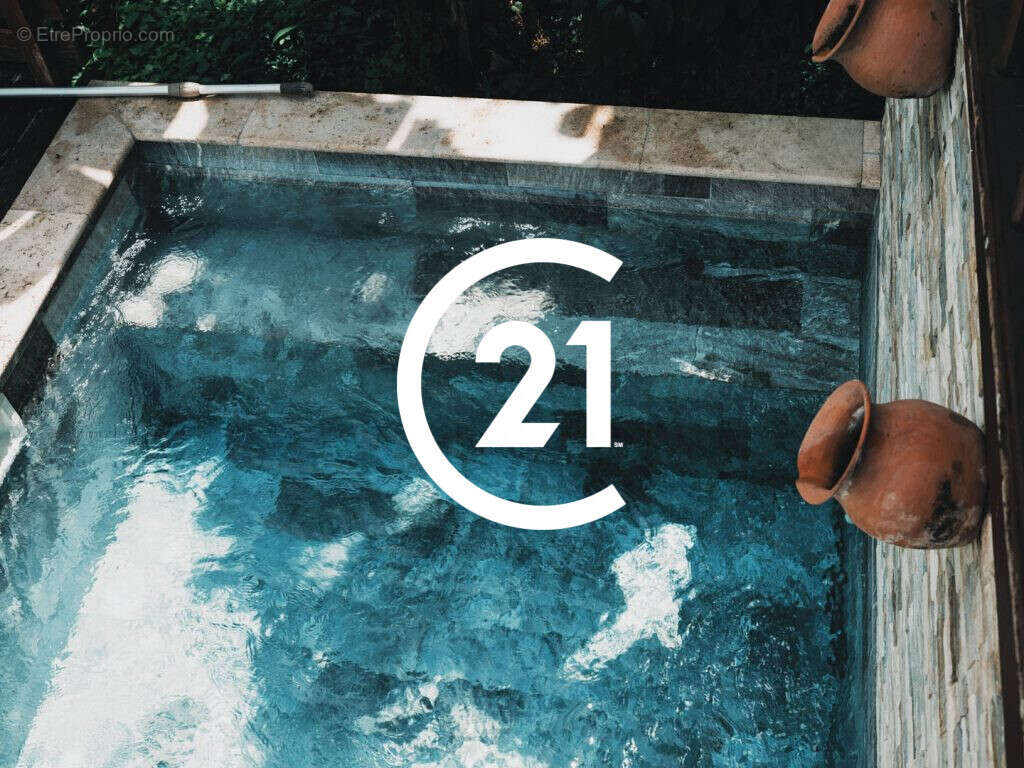 Maison à RIVIERE-PILOTE