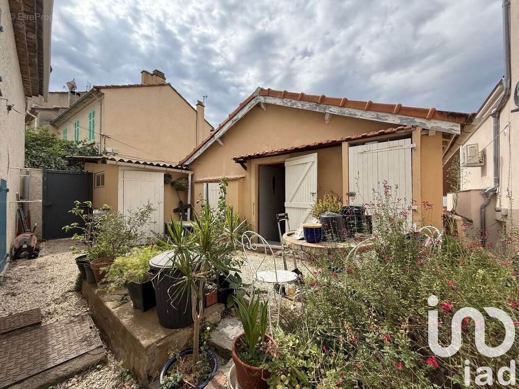 Photo 3 - Maison à CARQUEIRANNE