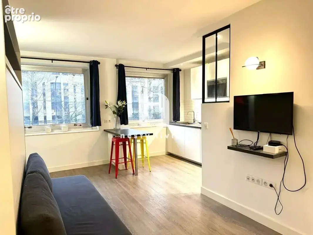 Paris 16e – Élégant studio rénové - photo 2