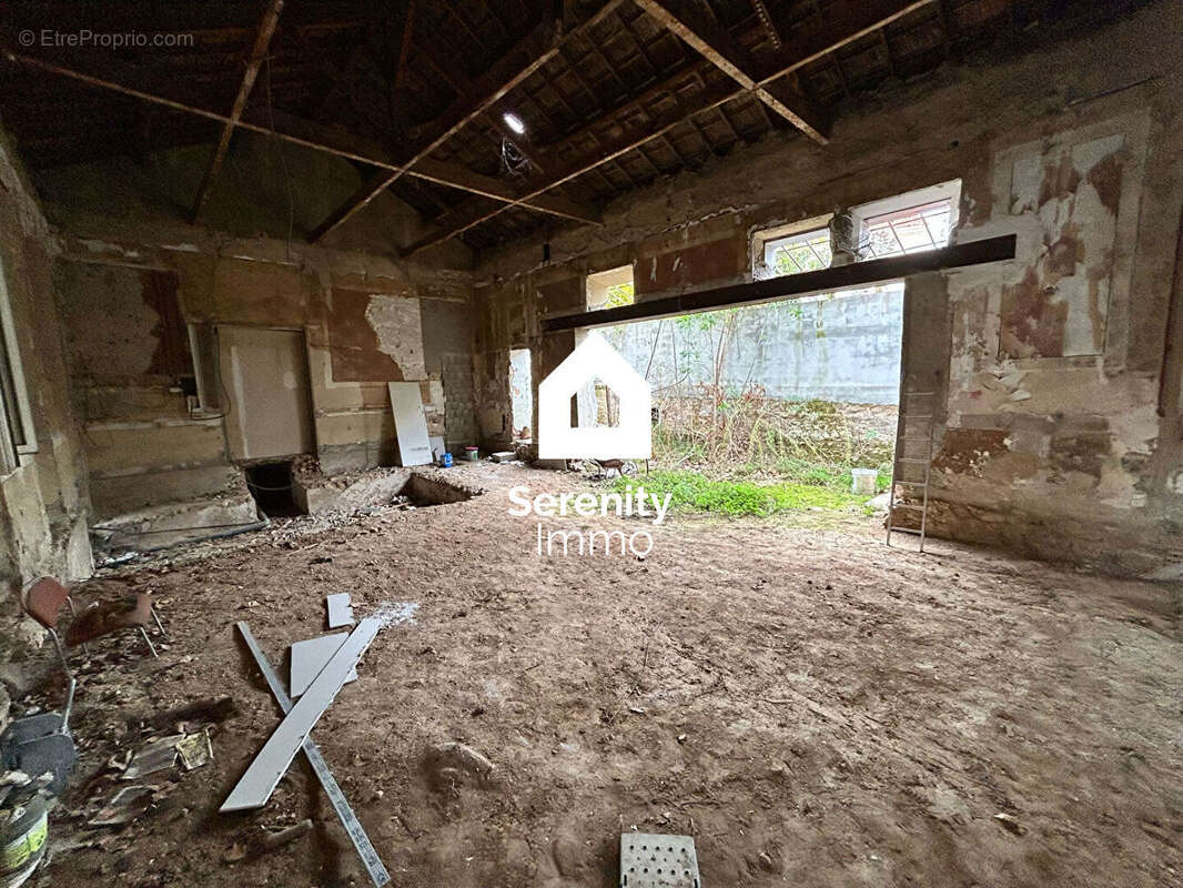 Appartement à MARSEILLE-16E