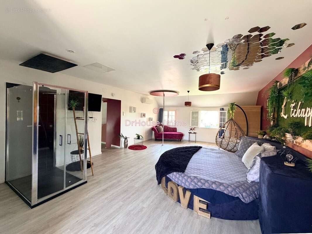 Appartement à CHALIFERT