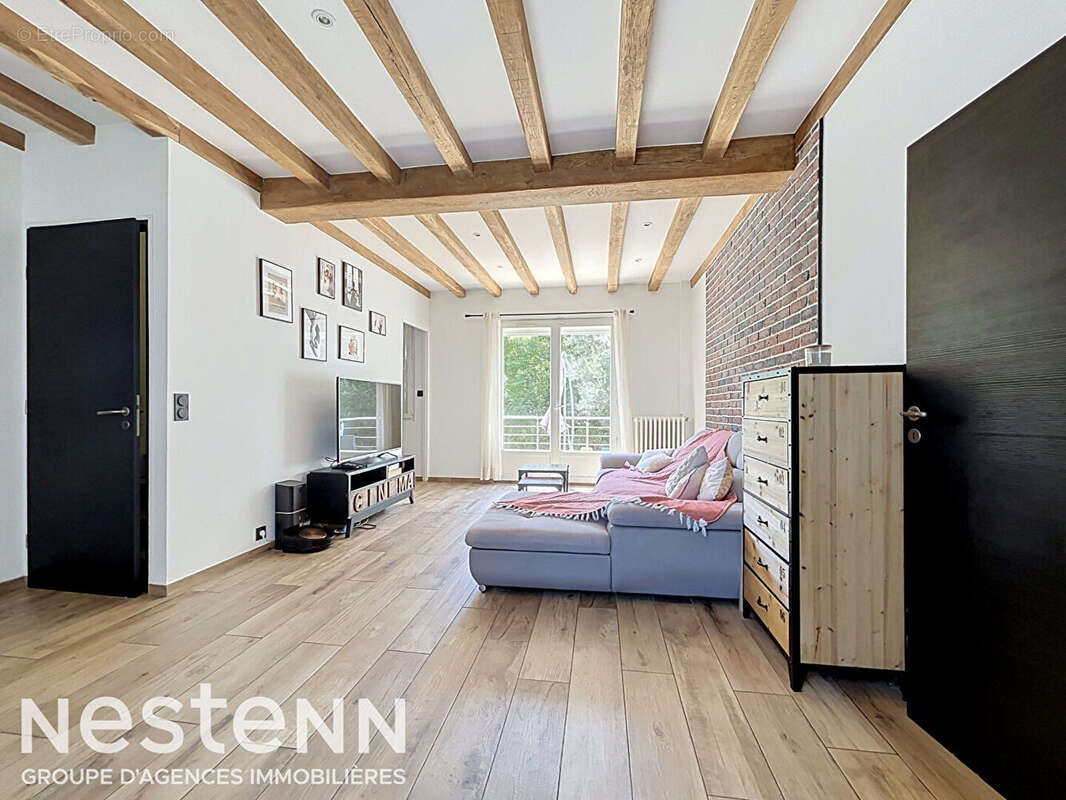 Charmante maison familiale de 85 m² avec sous-sol total et grand garage - photo 4