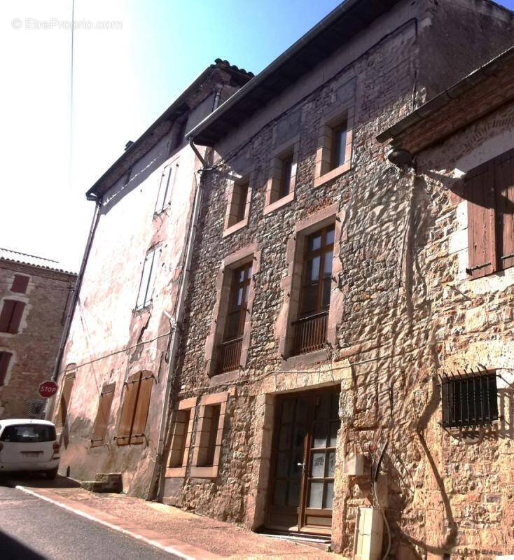 Maison à LES CABANNES