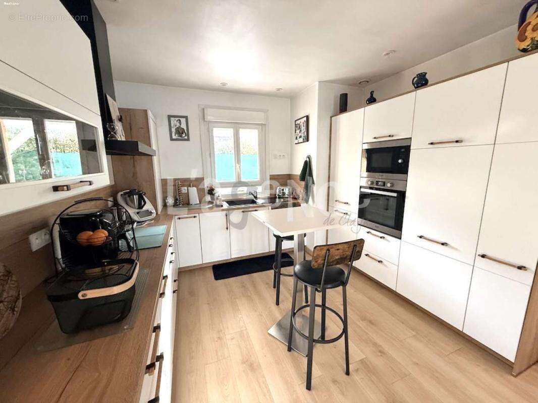 Maison à CLAYE-SOUILLY