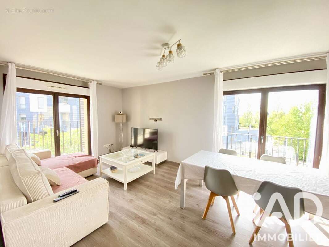Photo 8 - Appartement à LES PAVILLONS-SOUS-BOIS
