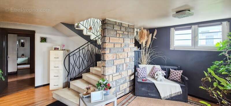 Maison à COURCELLES-LES-MONTBELIARD