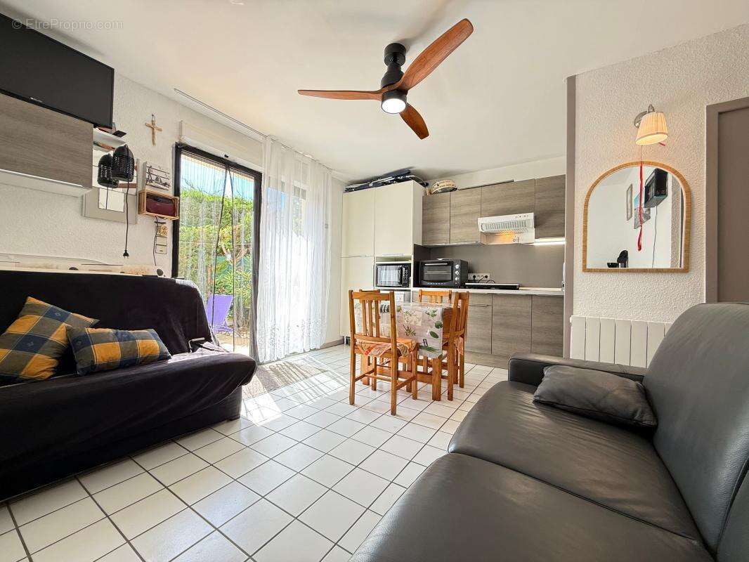 Appartement à VAUX-SUR-MER