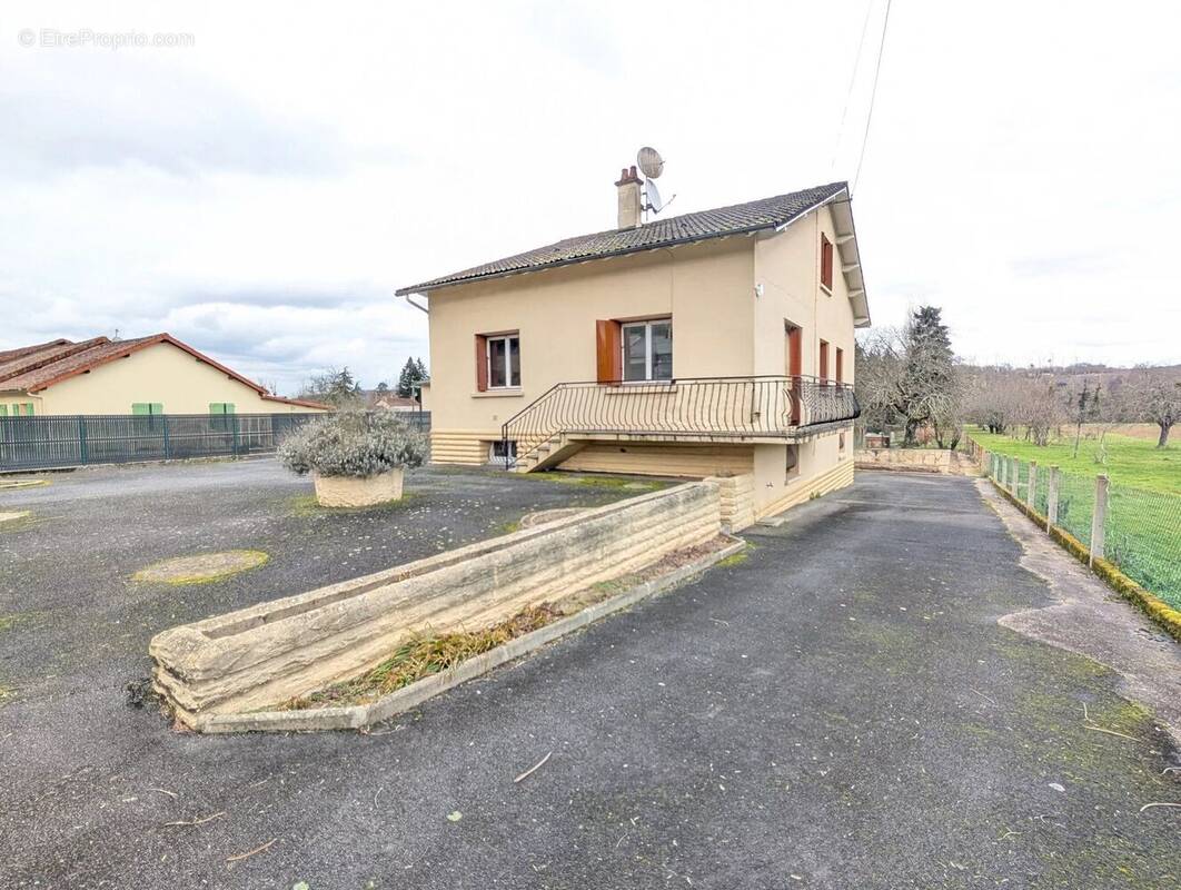 Maison à CIVAUX