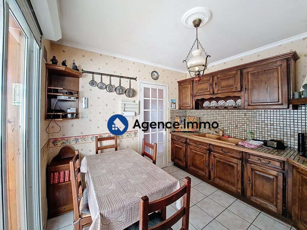 Maison à CHATEAU-LA-VALLIERE