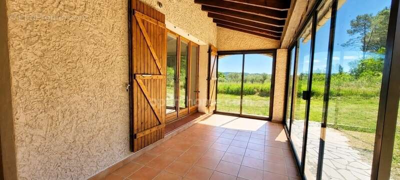 Maison à CORRENS