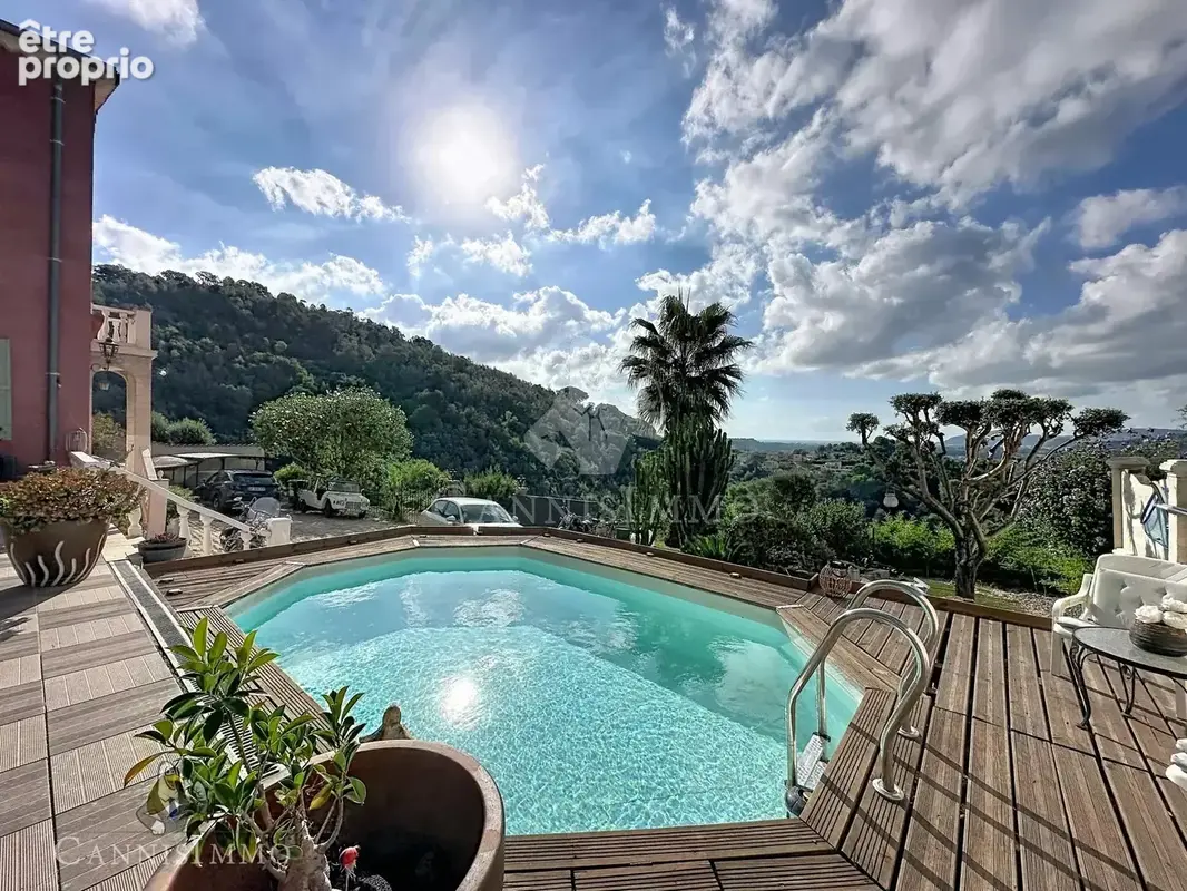 Photo Maison à La Roquette-Sur-Siagne au prix de 949 000€