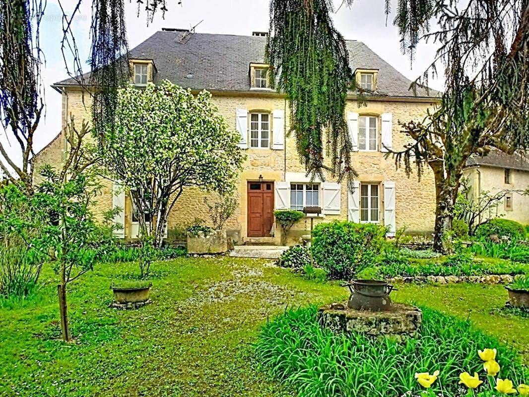 Maison à MONTIGNAC