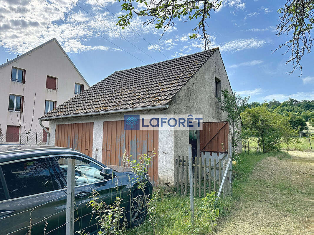 Maison à AUBERIVE