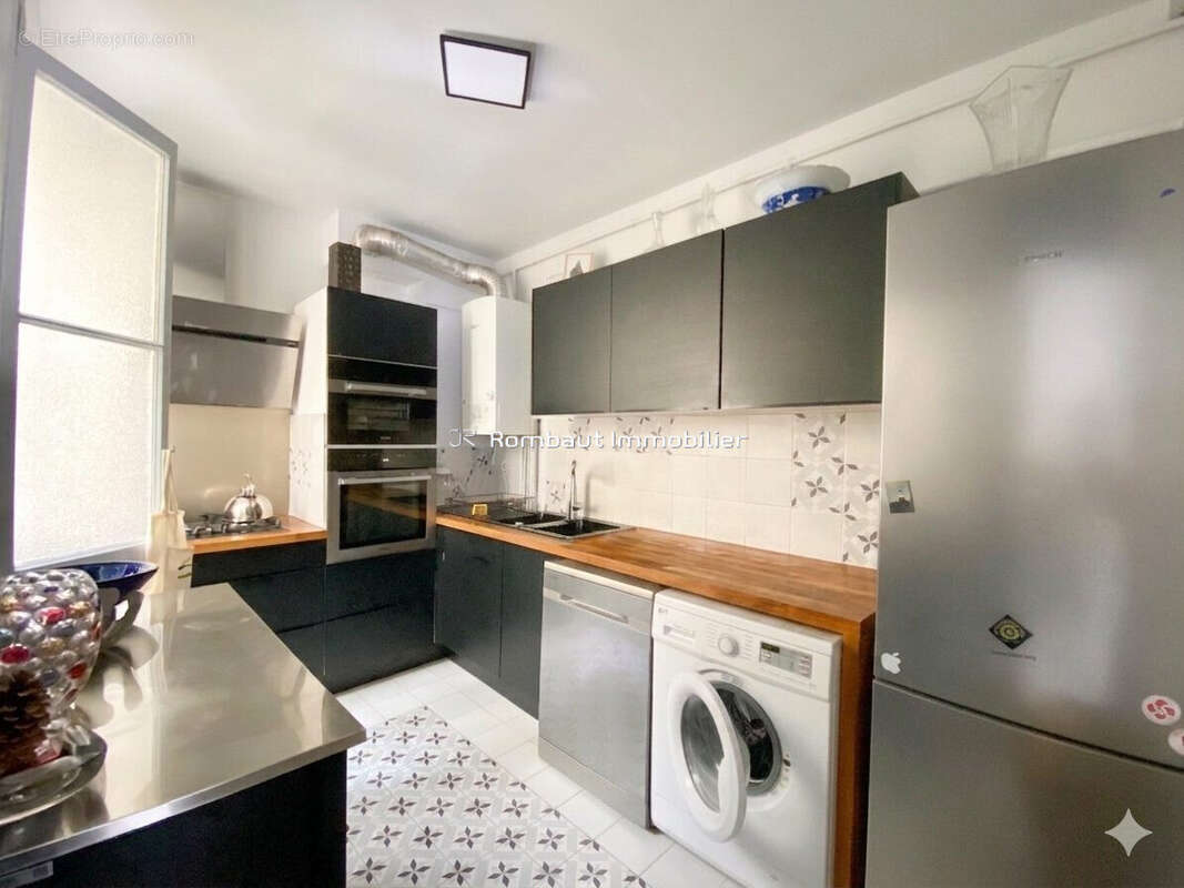 Appartement à PARIS-4E