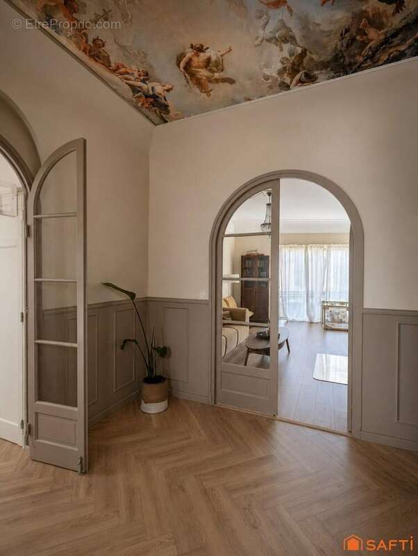 Photo 2 - Appartement à NIMES