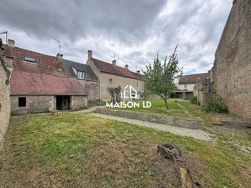 Maison à BERNIERES-SUR-MER