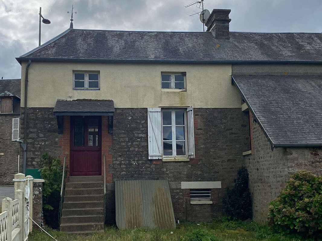 Maison à MONTCHAUVET