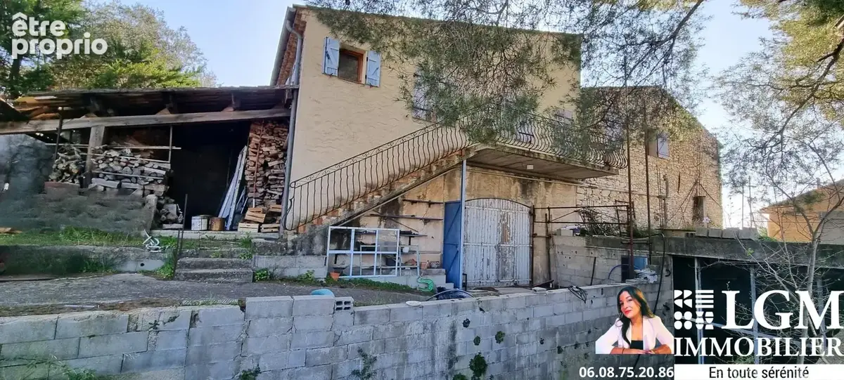 Maison à VENTABREN