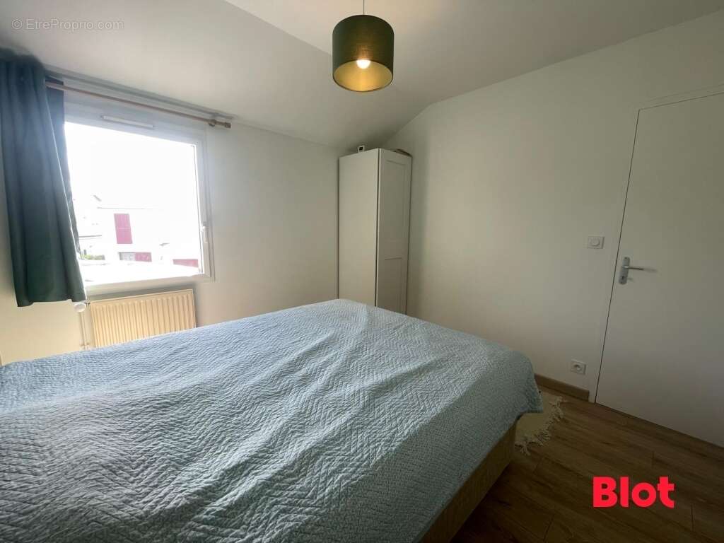 Maison à CHARTRES-DE-BRETAGNE