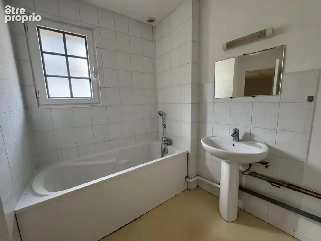 Maison 5 pièces 105 m² à vendre à Pont-L'eveque (14130) - photo 9