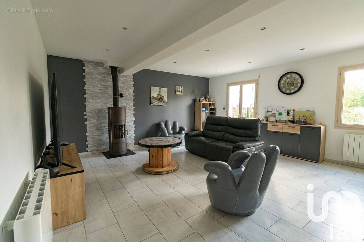 Photo 1 - Maison à ABLIS