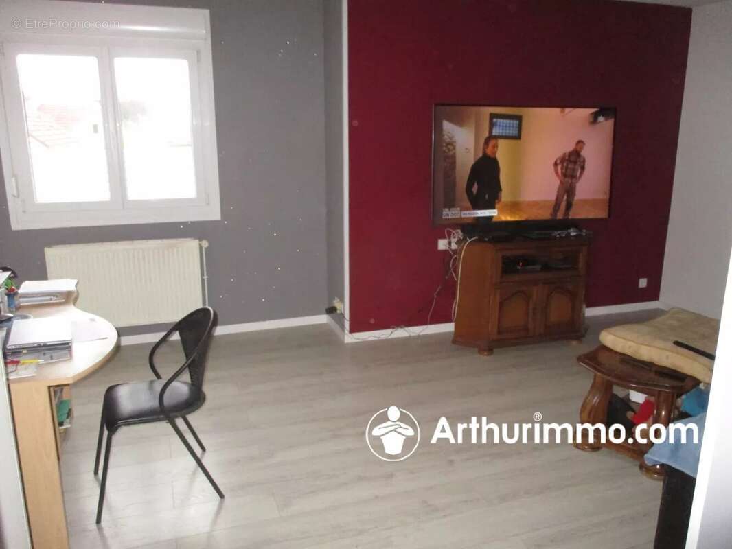 Maison à FRAHIER-ET-CHATEBIER