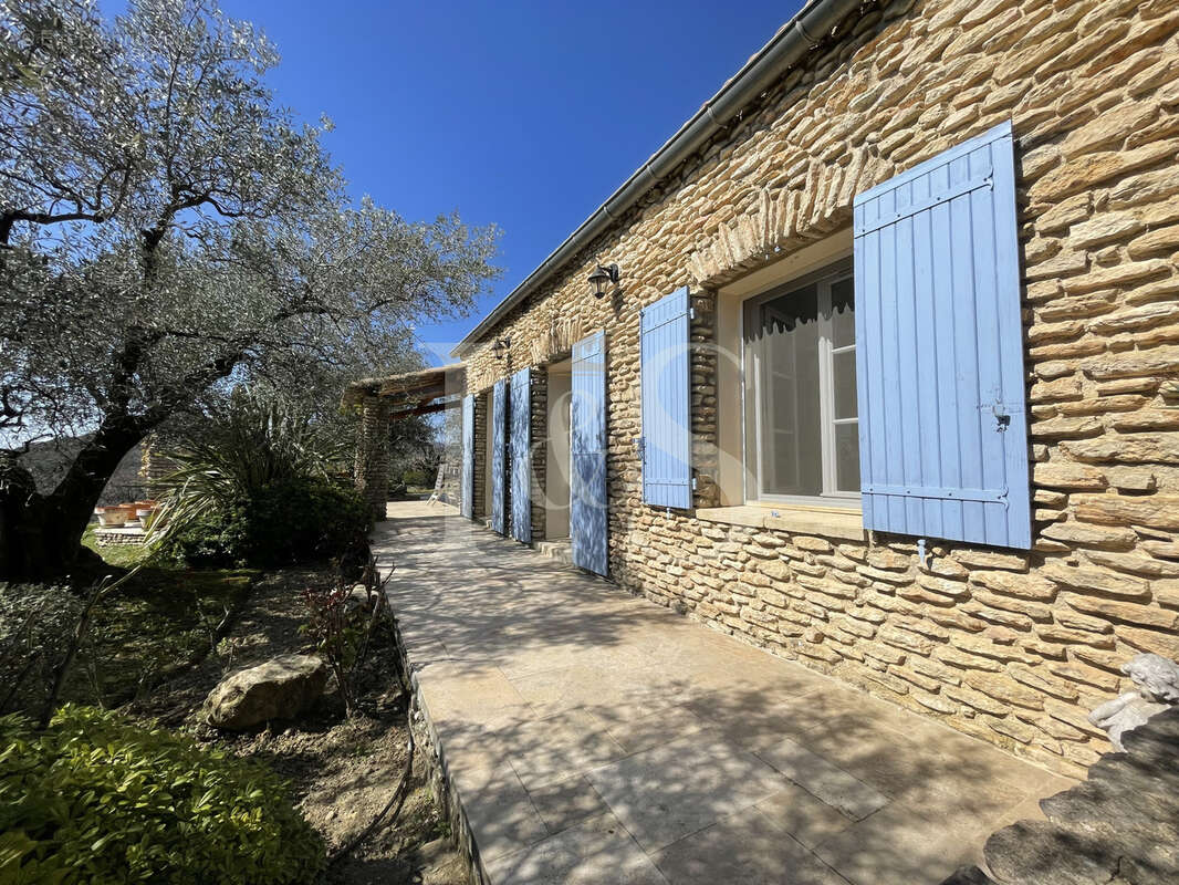 Maison à MALAUCENE